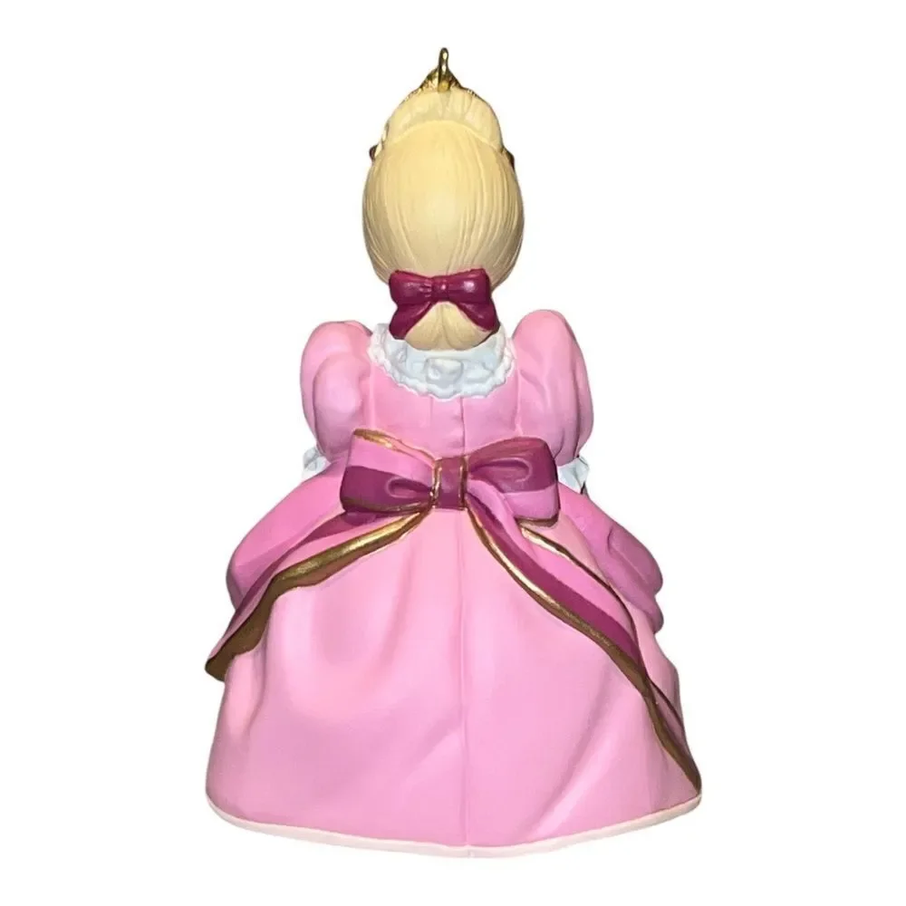 Hallmark Ornament Cinderella 1995 Madame Alexander Series #1 EUC